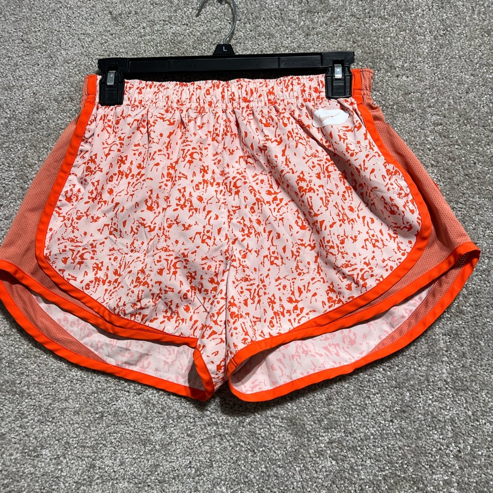 Nike women's shorts Dri-Fit Running Activewear Shorts 3” orange Size Medium